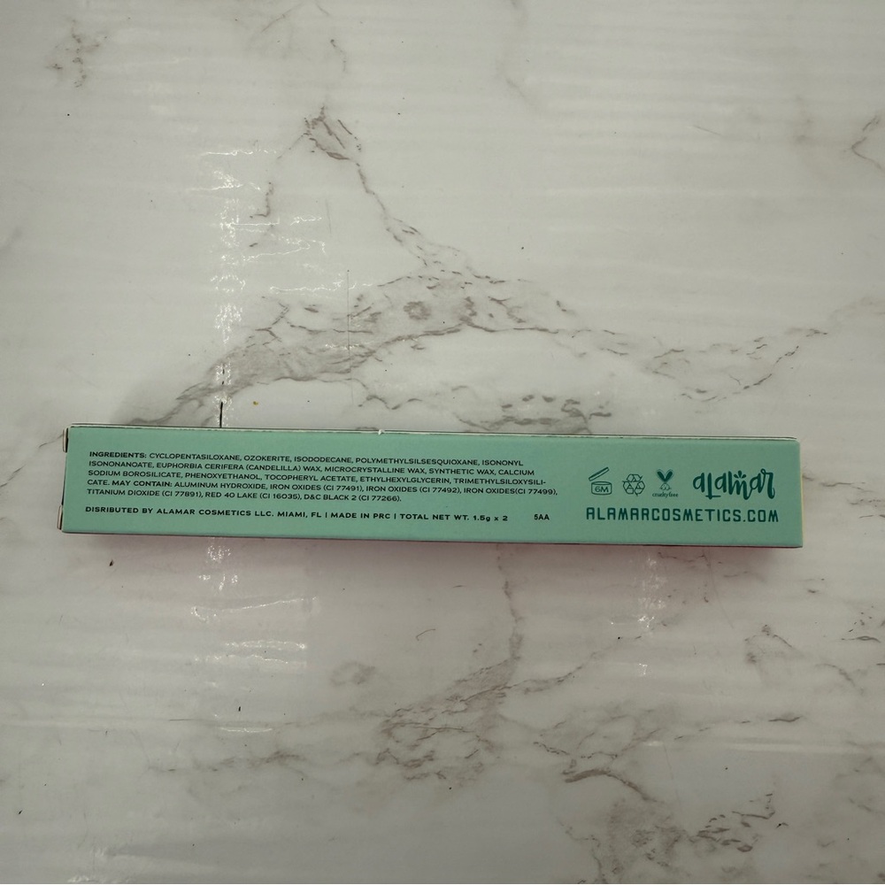 ALAMAR COSMETICS Waterproof Conga Liners - Picture 3 of 3